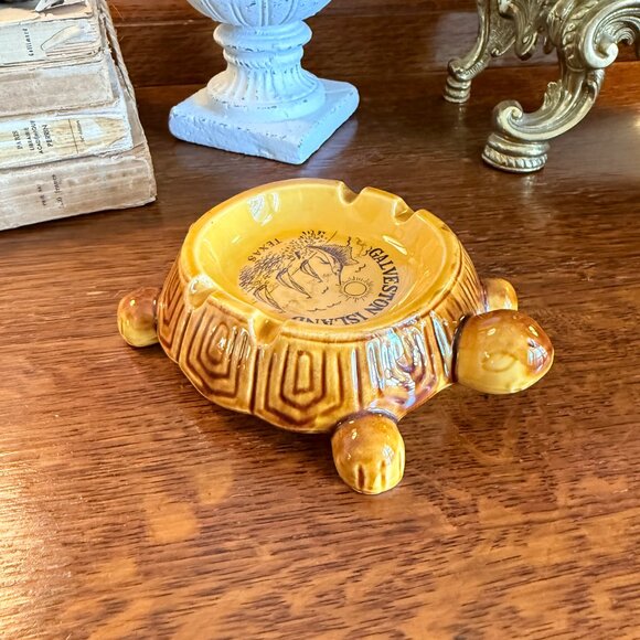 Vintage Galveston Texas Turtle ashtray - Picture 9 of 14